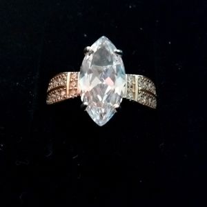 Sterling Silver vintage ring..Elegant